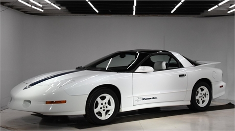 View this 7K-MILE 25TH ANNIVERSARY 1994 PONTIAC TRANS AM