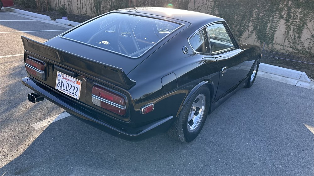 1971 Datsun 240z Available For Auction 