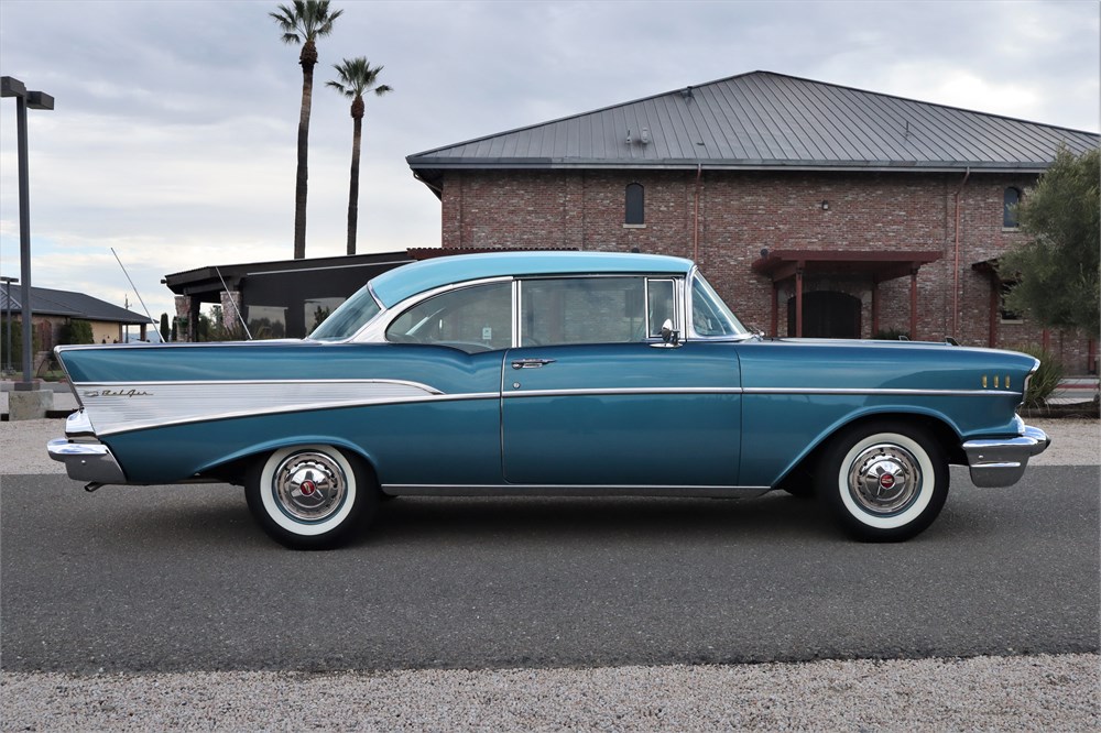 Highly-optioned 1957 Chevrolet Bel Air Available For Auction 