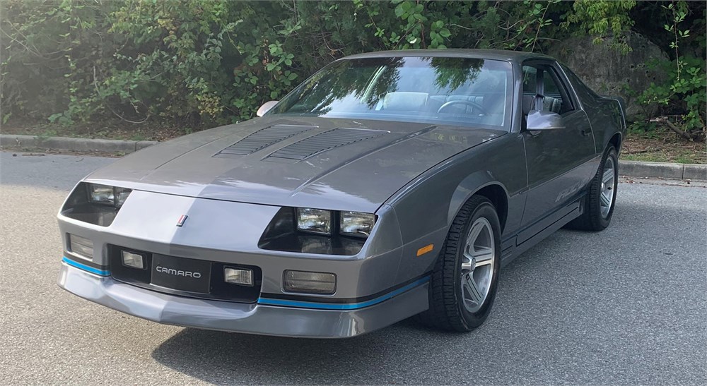 8K-mile 1988 Chevrolet Camaro IROC-Z available for Auction 