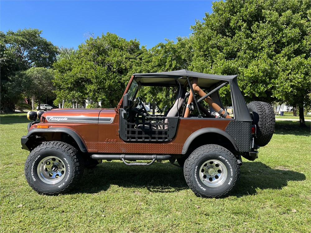 1983 JEEP CJ-7 available for Auction  | 33681098