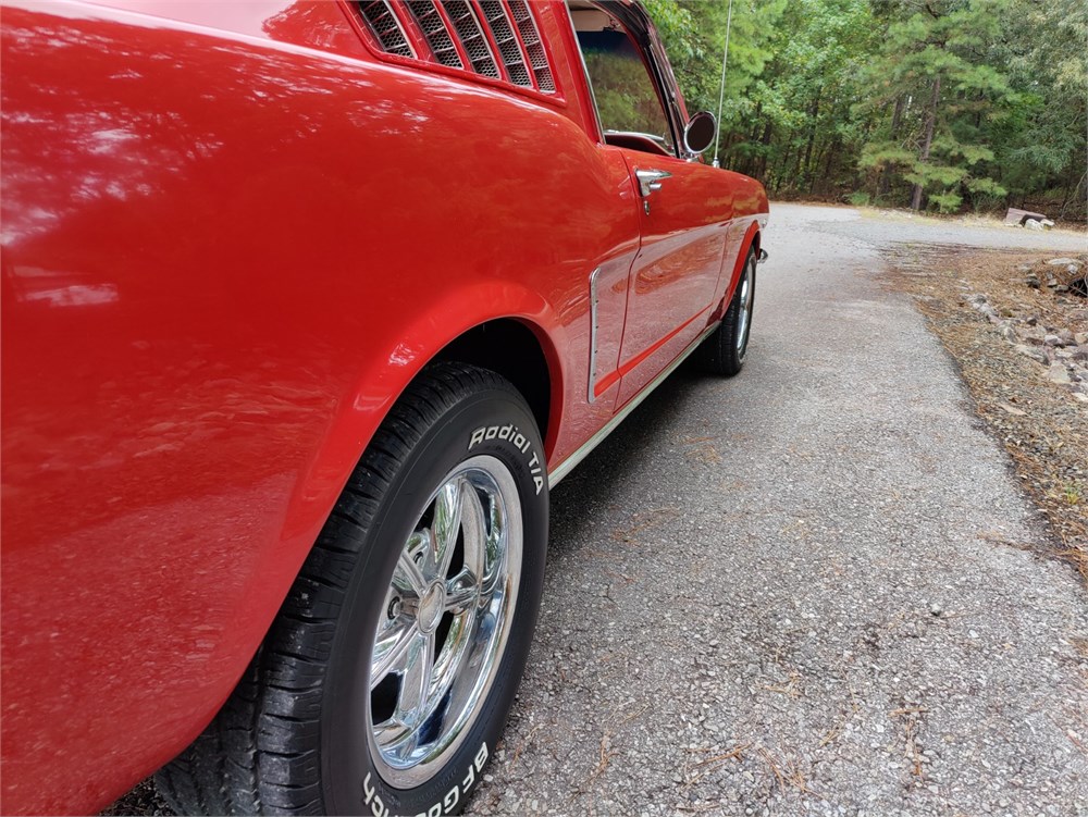 1965 Ford Mustang Fastback 4-Speed available for Auction | AutoHunter.com |  12499487