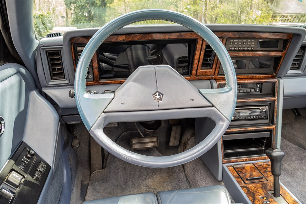 1987 Chrysler LeBaron Convertible available for Auction | AutoHunter.com |  19442746