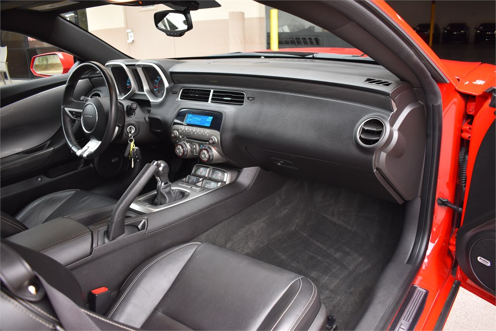 33k-Mile 2010 Chevrolet Camaro SS 6-Speed available for Auction |   | 16563727