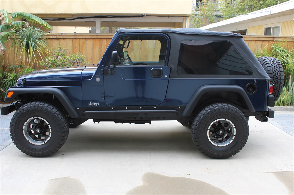 Modified 2004 Jeep Wrangler Unlimited available for Auction |   | 4045556