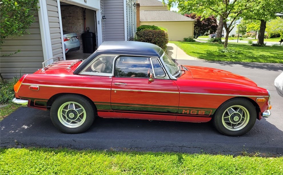 1977 MG MGB Roadster available for Auction | AutoHunter.com | 8788141