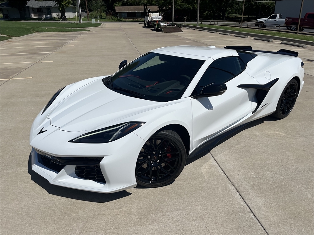 2023 Chevrolet Corvette Z06 Convertible 3LZ available for Auction
