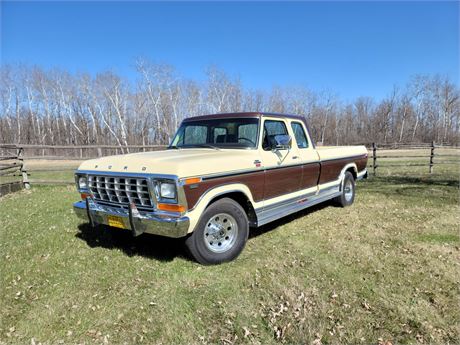 View this 1978 Ford F250 Lariat