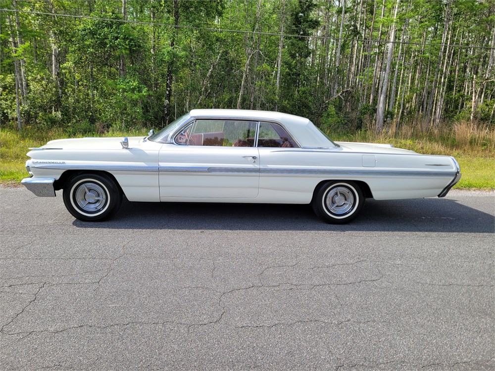 1962 Pontiac Bonneville available for Auction | AutoHunter.com | 25241272