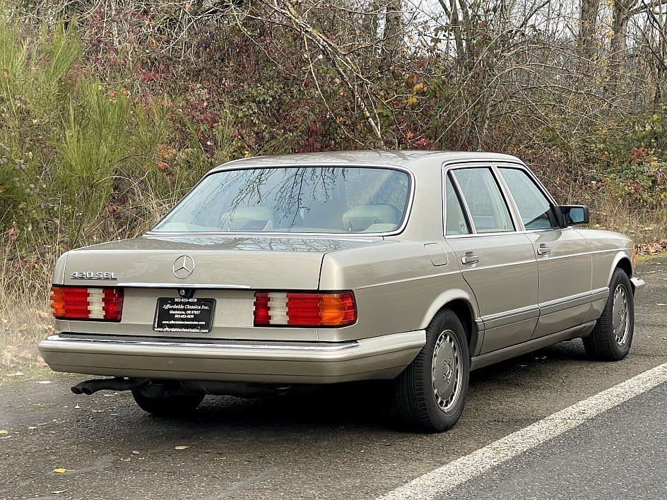 1989 MERCEDES-BENZ 420SEL Available For Auction | AutoHunter.com | 31347209