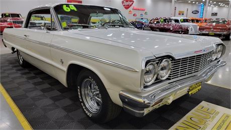 Classic and Modern Collectible Cars available for Auction - AutoHunter