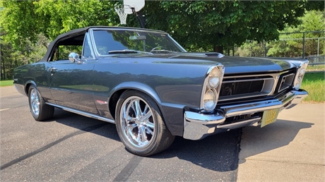 LS2-POWERED 1965 PONTIAC LEMANS CONVERTIBLE available for Auction ...