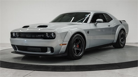 730-Mile 2022 Dodge Challenger SRT Super Stock available for Auction ...